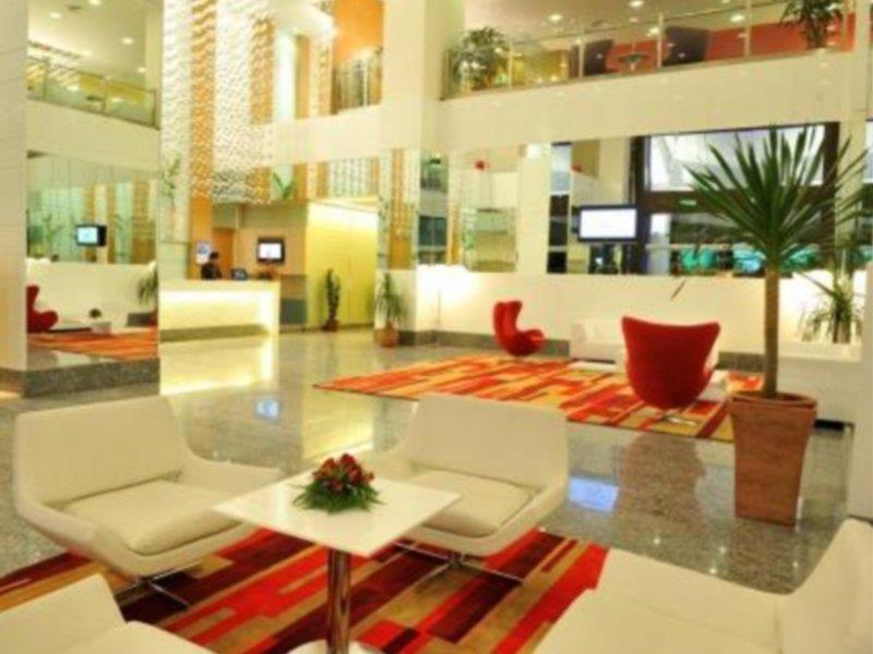 Grand Borneo Hotel Kota Kinabalu Exterior foto